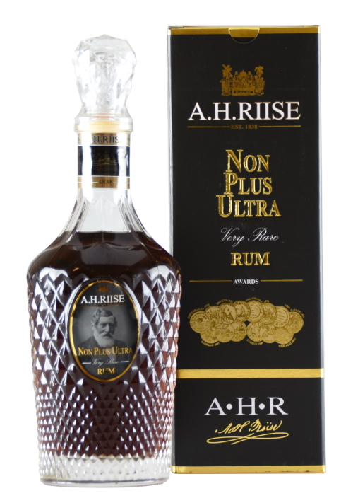 H. Riise, Non Plus Ultra Rum 0,7 l